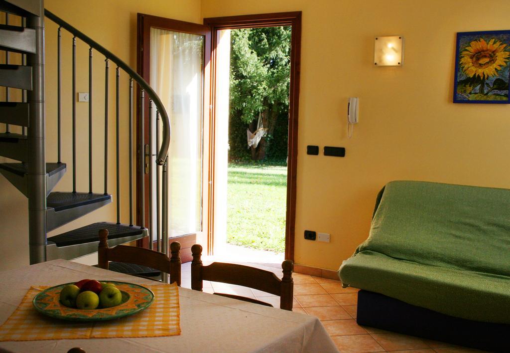 בית הארחה Ostiglia 	Agriturismo Corte Ponte Dei Tedeschi חדר תמונה