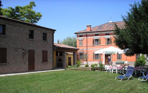 בית הארחה Ostiglia 	Agriturismo Corte Ponte Dei Tedeschi מראה חיצוני תמונה